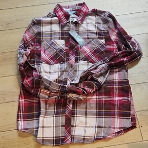 Natural Relfections Plaid Button-Up Shirt